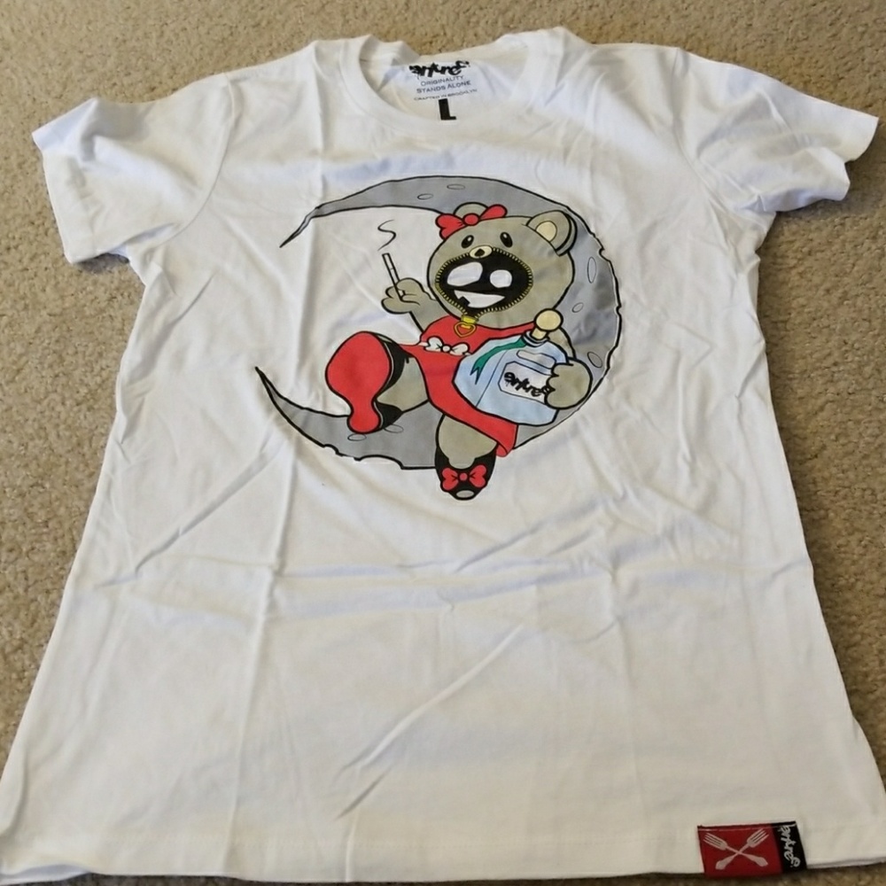 Entree women's tee